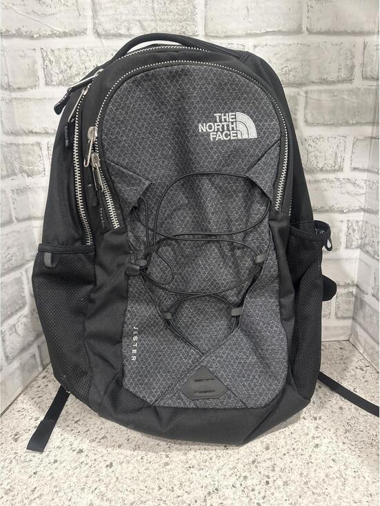 black school north face backpack The Borealis Commuter Laptop Backpack, Blk/Blk-NPF, OSFA ripstop construction with 1680D ballistic nylon trim and a FlexVent suspension system for comfort The North Face Recon Everyday